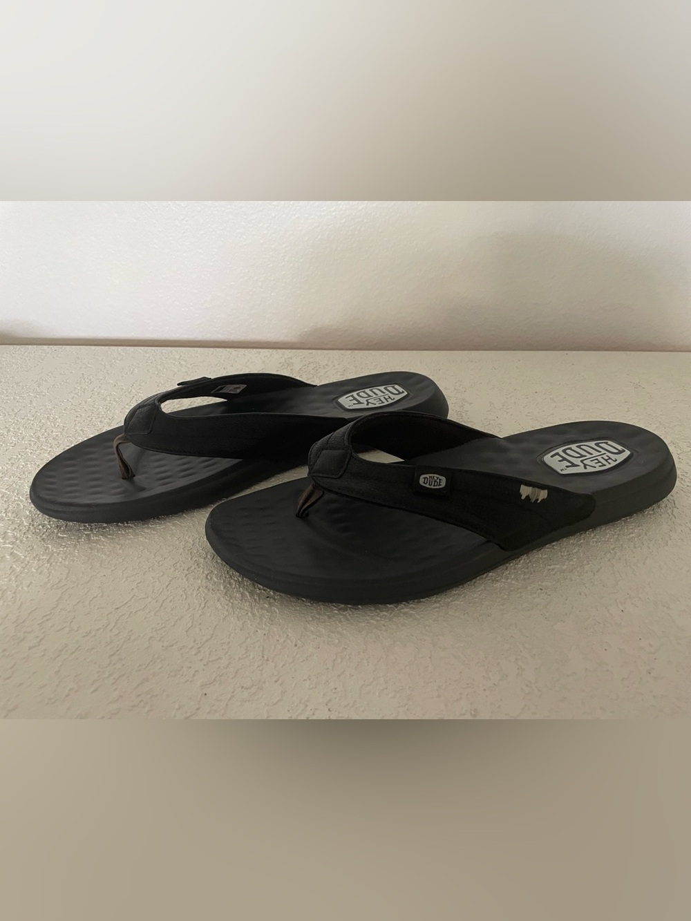 HEY DUDE Myers Flip Sandals Mens 12 Black